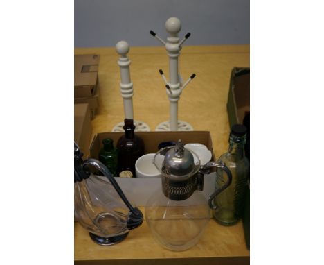 Kitchen equipment, vintage bottles & others 