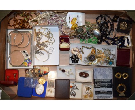 A collection of vintage and modern costume jewellery with some silver and gold on silver items noted. Scottish costume jewell