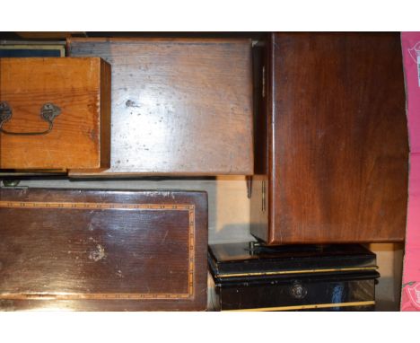 A collection of vintage and antique boxes. To include wooden boxes with inlaid marquetry together with a collection of vintag