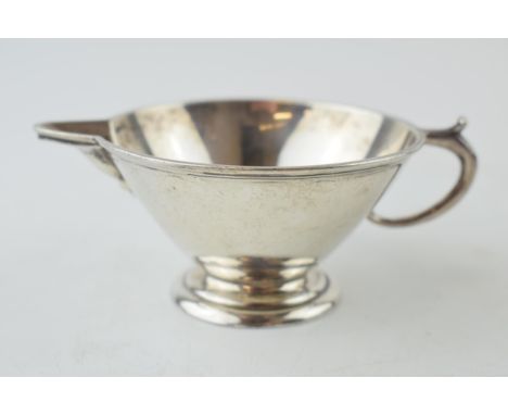 Silver Art Deco jug, Sheffield 1927, 94.6 grams.  