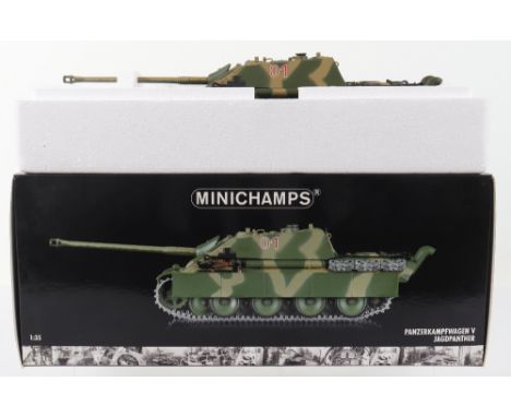 Minichamps 1:35 scale model Panzerkampfwagen V Jagpanther Tank, ‘France 1944’, excellent condition in polystyrene packed box.