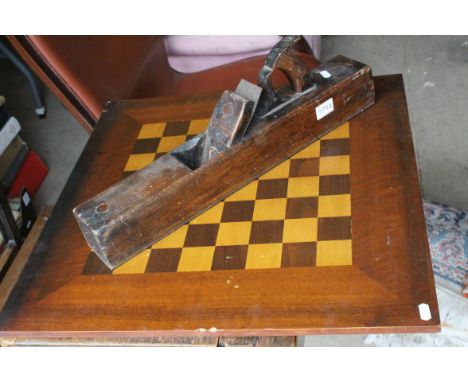 Large Early 20th century Ibbotson Smoothing Plane together with a Wooden Chess Board
