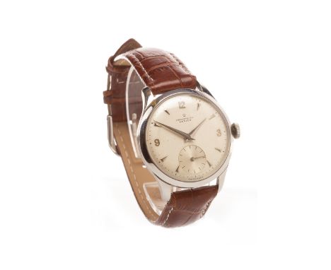 GENTLEMAN'S ZENITH CHRONOMETRE STAINLESS STEEL MANUAL WIND WRIST WATCH
signed Zenith 19 jewel chronometre movement numbered 4