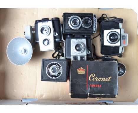 Box and Bakelite Cameras, including a Lubitel 16, Coronet 6 6, in maker's box, with instruction manual, guarantee certificate