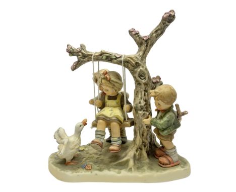 Large Hummel figure group by Goebel, Can I Play, limited edition 1683 of 3000, H28cm