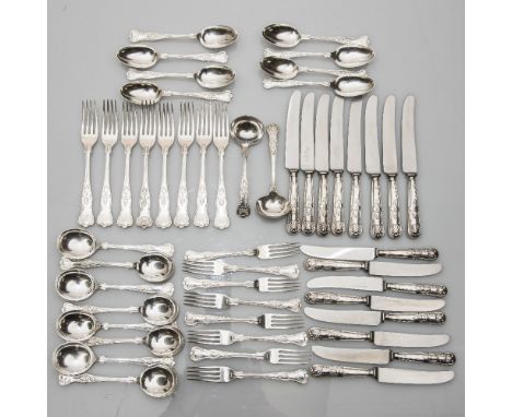 AN EIGHT PLACE SETTING SILVER FLATWARE SERVICE, KING'S PATTERN, marked for Sheffield 1963 and 1964 comprising: eight dinner k