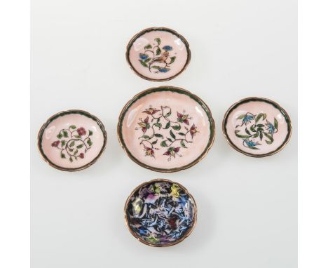 FIVE PARIS ENAMEL TRINKET DISHES, cased, each signed or inscribed. Largest 9cm