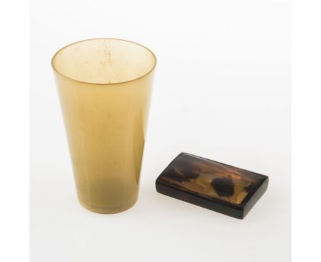A 19th CENTURY TORTOISESHELL SNUFF BOX; together with A SMALL HORN BEAKER. (2)