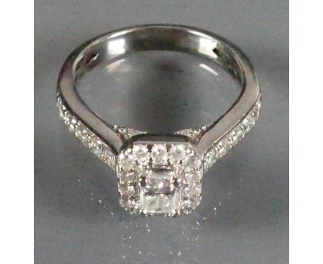 Platinum ladies Diamond ring: Size H, 5.1g.