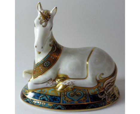 Royal Crown Derby paperweight UNICORN made for Goviers: Gold stopper, certificate, first quality, original box.  Limited edit