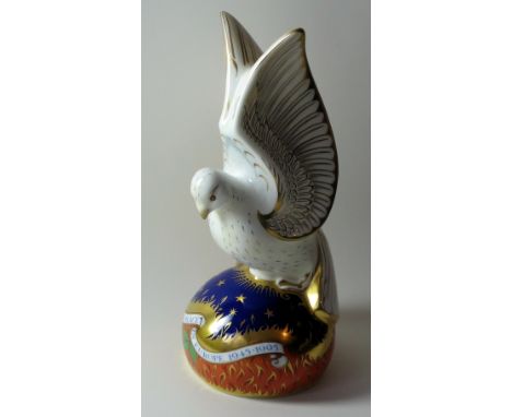 Royal Crown Derby paperweight SPIRIT OF PEACE DOVE: Gold stopper, certificate, first quality.  Limited edition 27/ 150.