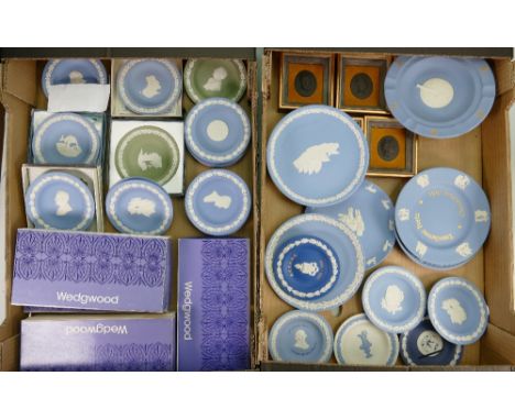 A good Collection of Wedgwood Jasperware: Small dishes, plates, set of Neo classical portrait medallions etc. (44 items in 2 