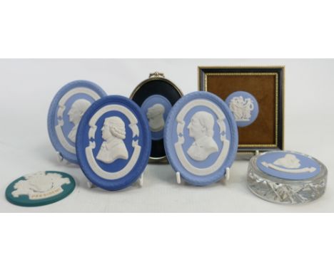 A collection of Wedgwood portrait plaques including: Anthony Waymouth Wedgwood etc., 7 items.