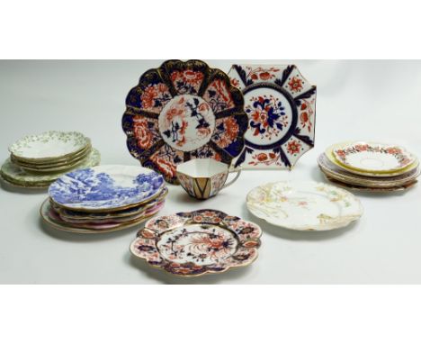 Selection of miscellaneous Wileman and Co (Foley): Consisting of 1 cup, 6 saucers, 15 side plates, 2 bread &amp; butter plate