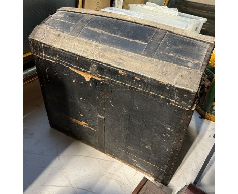 A FRENCH ANTIQUE DOMED TOP TRUNK, 76cm x 70cm x 46cm 