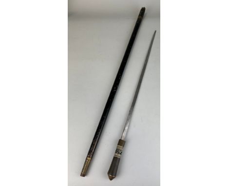 AN ANTIQUE INDIAN SWORD STICK, 90cm L 