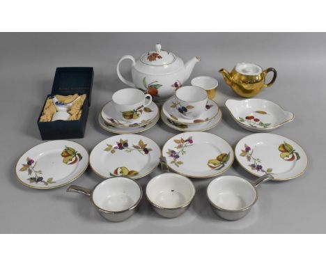 A Collection of Various Royal Worcester Ceramics to comprise Teapot, Cups, Saucers, Side Plates Etc (Condition Issues) 