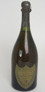 A BOTTLE OF MOET &amp; CHANDON DOM PERIGNON, 1971 Condition Report: Available upon request