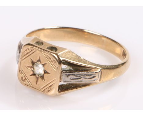 9 carat gold ring, set with a cubic zirconia, 3.8 grams