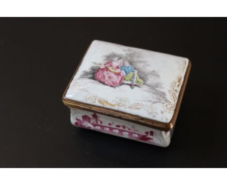 AN ANTIQUE ENAMEL GILT MOUNTED SNUFF BOX, W 6.5 cmCondition Report:damages throughout 