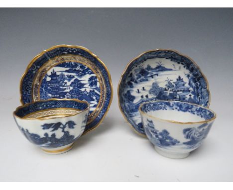 A LATE 18TH CENTURY CAUGHLEY BLUE AND WHITE TRANSFER PRINTED PORCELAIN TEA BOWL AND SAUCER, Oriental / willow pattern with gi