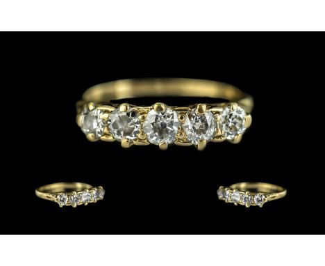 Ladies Attractive 18ct Gold 5 Stone Diamond Set Ring, Gallery Setting. Marked 18ct to Interior of Shank. The Five Faceted Rou