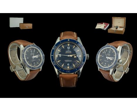 Omega Seamaster Heritage 300 Master Co-Axiol Chronometer Automatic Gents Wrist Watch.  Ref No. 233.92.41.21.03.001  Calibre 8