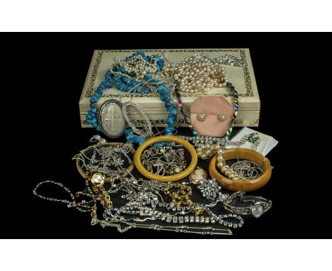 Collection of Vintage Costume Jewellery, comprising brooches,  pearls, bangles, beads, chains, etc. Good lot for sorting. 