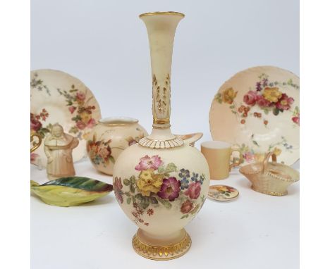 A Royal Worcester blush ivory vase, decorated flowers, date mark for 1895, 16 cm high, other Worcester and ceramics (box)Bott