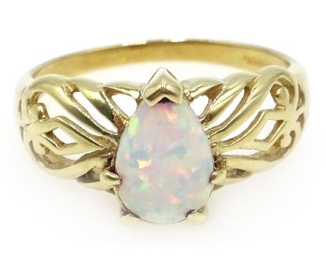 9ct gold opal dress ring, hallmarked Condition Report Click here for further images, condition, auction times & delivery cost