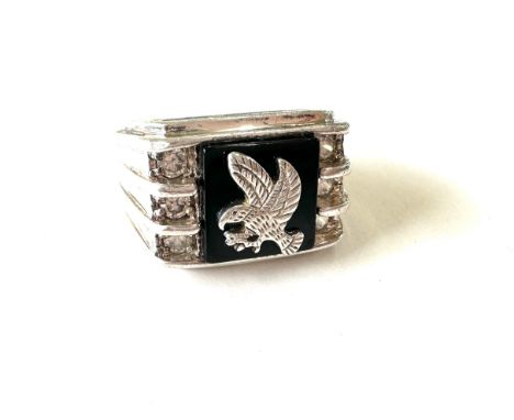 Gents hallmarked eagle design silver ring, ring size Q and weight 14.6g,