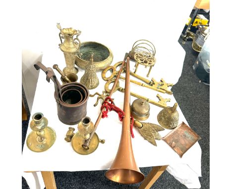 Large selection of vintage and later brassware includes persian items, hunting horn, candle sticks etc 