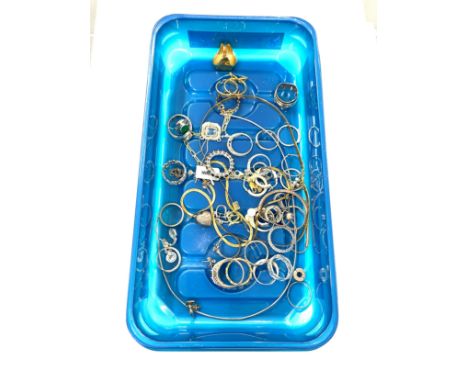 Tray of silver jewellery to includes gem set rings, earrings, necklaces etc 161 grams gross weight
