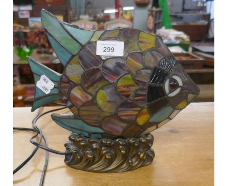 Tiffany style fish lamp in working order 