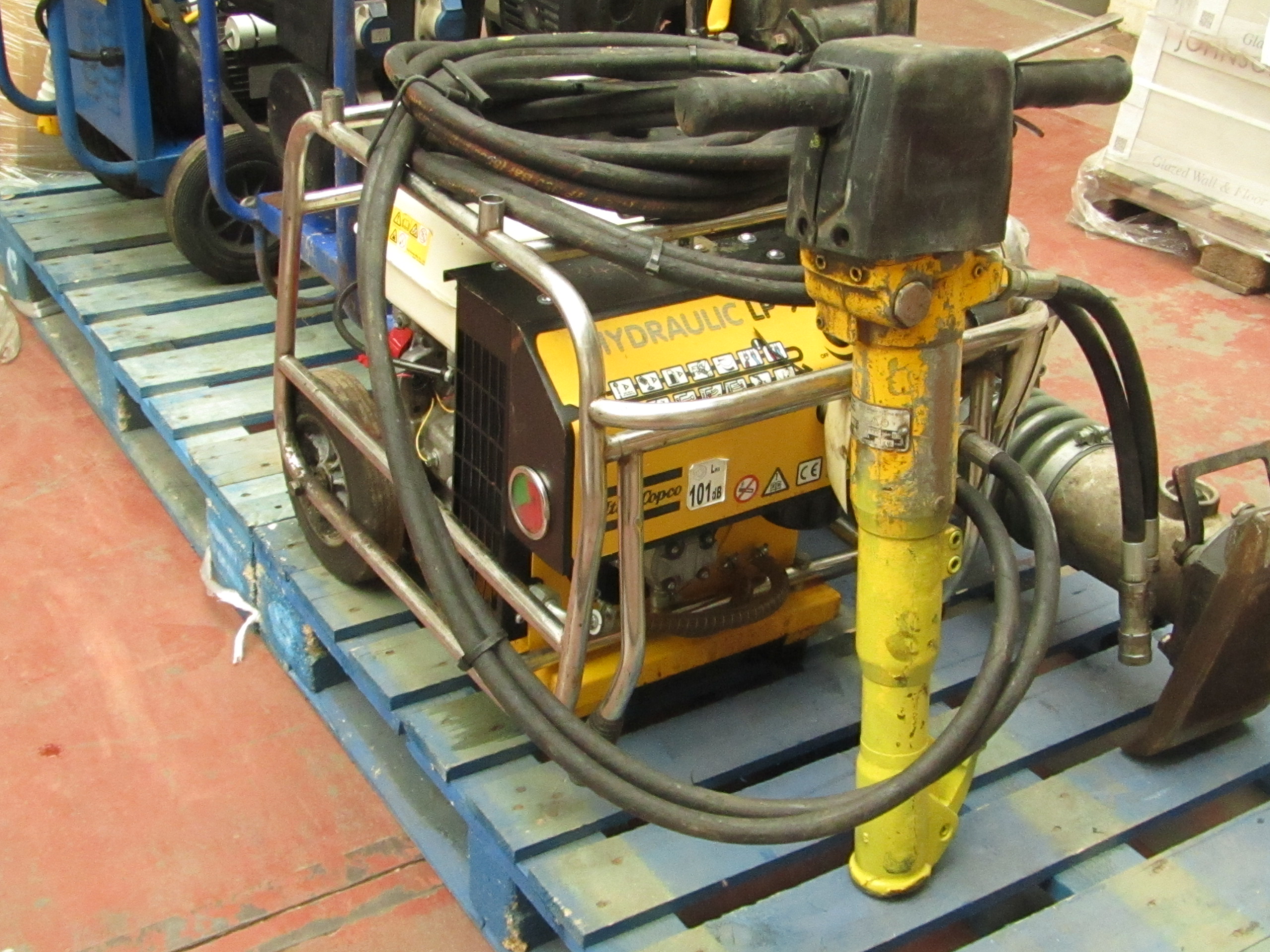 Atlas Copco Hydraulic Power Pack complete with Breaker.