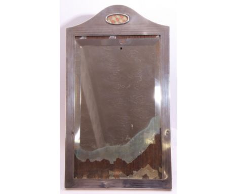 George V silver rectangular dressing table mirror with lined engine turned decoration, the shaped top with a glazed plaited s