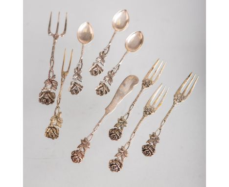 13-teiliges Konvolut von Besteckteilen 800 Silber, bestehend aus: 5x Mokkalöffel, 5xKuchengabel, 1x Buttermesser, 1x Fleischg