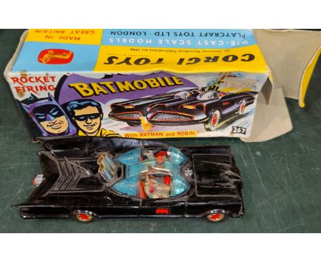Corgi 267 Batmobile diecast rocket firing Batman &amp; Robin with 2 missiles in original box (no internal car display mount a