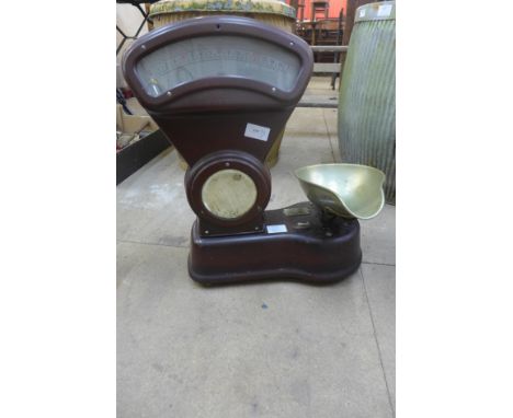 A set of Bakelite cased shop counter scales, Asco 