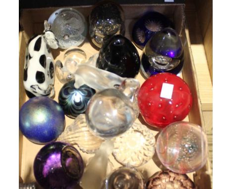 A collection of glass paperweights, various designs and makes, includes Caithness and Wedgwood