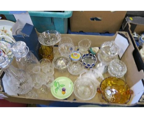 A BOX OF ASSORTED GLASS, TOGETHER WITH A BOX OF CHINA, INCLUDING ROYAL WORCESTER EVESHAM, ETC.