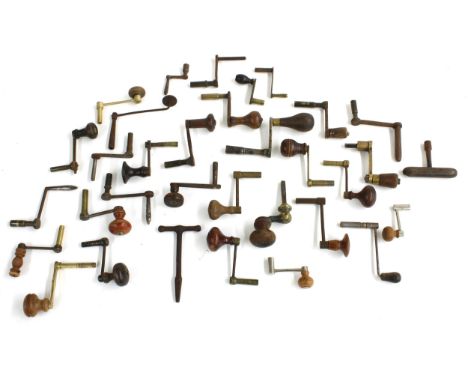 Quantity of crank handle longcase and mantel clock keys (over 30) 