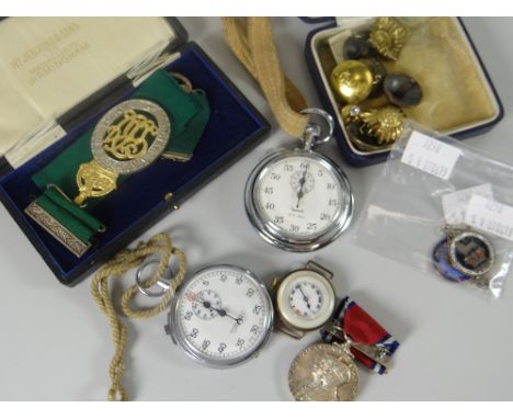 A nice parcel of gentleman's items including two vintage chrome stop watches, an Indian Volunteer Forces medal and miniature 