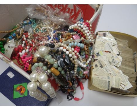 Box containing a large quantity of loose vintage cigarette cards together with large quantity of costume jewellery, mainly be