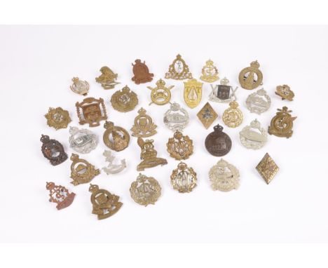 34 post 1920 Canadian cap badges, including 2nd Armoured Car Regt, New Brunswick Tank Regt, 20th Saskatchewan Armoured Regt, 