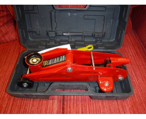 A Neilson 25-piece combination spanner set*, together with a Neilsen inflatagun and an Am-tech 2 tonne hydraulic trolley jack