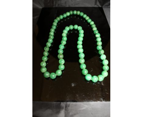 A simulated jade necklace*