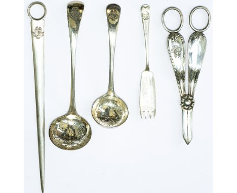 Great Western Railway Hotels silverplate all marked with GREAT WESTERN RAILWAY HOTELS consisting of; Meat Skewer, Grape Sciss