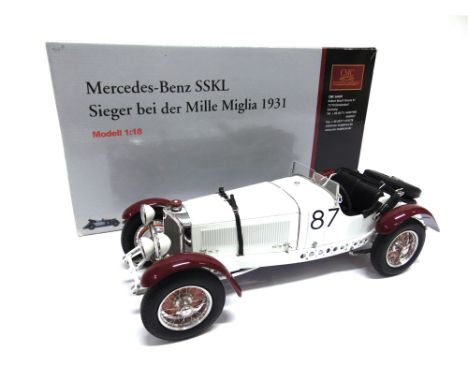 A 1/18 SCALE CMC NO.M-055, 1931 MERCEDES-BENZ SSKL  sieger bei der Mille Miglia, white with maroon mudguards, mint, boxed. 