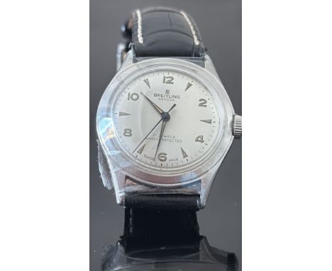 Vintage Breitling geneve wristwatch. 33mm case including crown, manual wind movement. Keeping very good time over a short tes